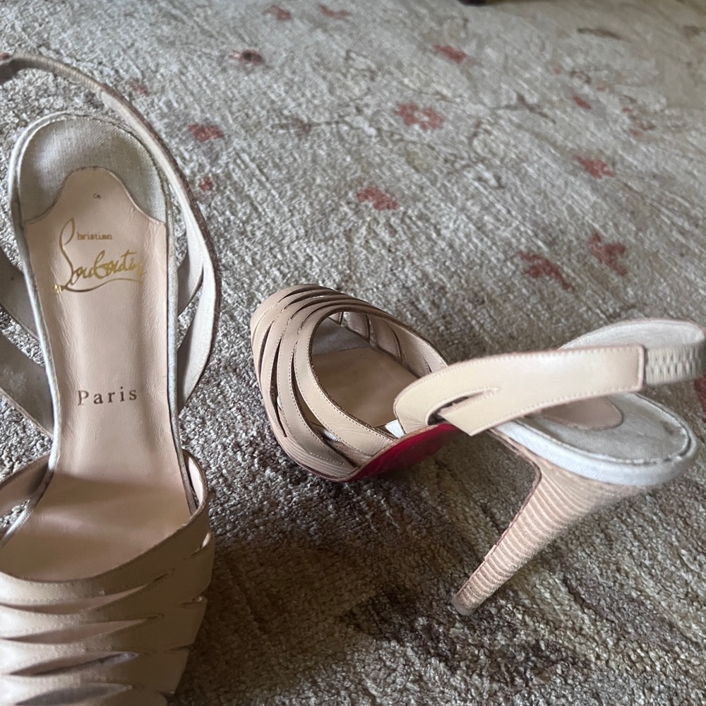 Christian louboutin shoes - Picture 4 of 8